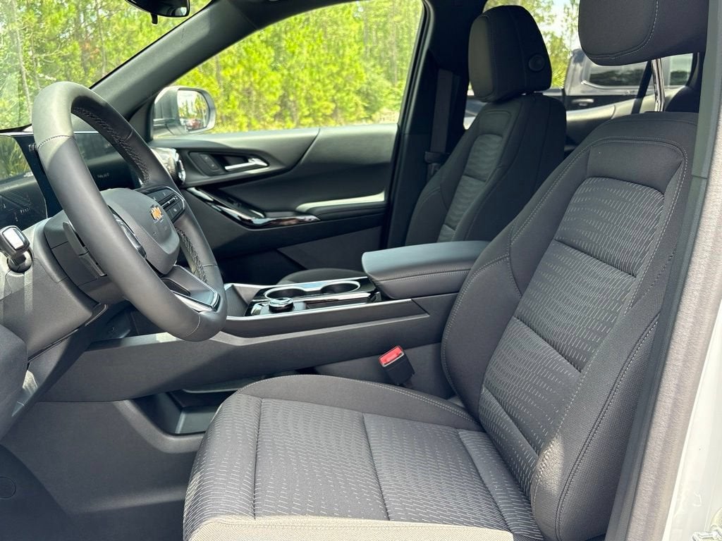 2027 Chevrolet Equinox AWD LT