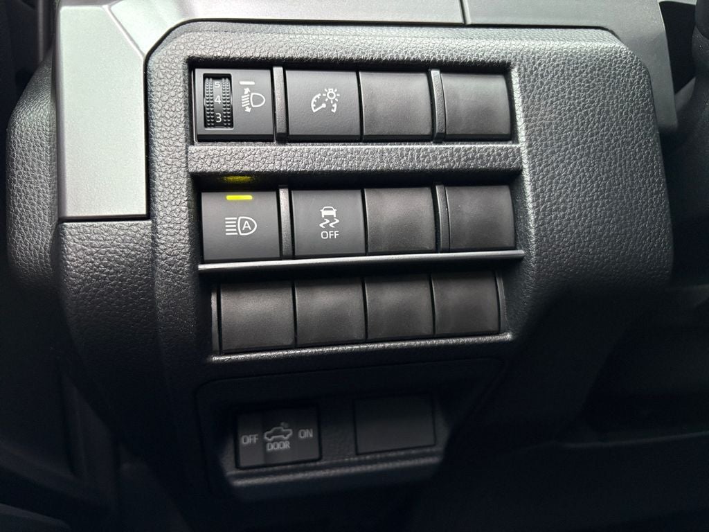 2025 Toyota Tacoma 4WD SR