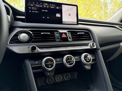 2022 Genesis G70 2.0T