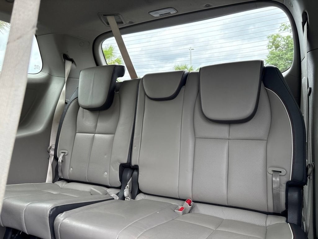 2016 Kia Sedona LX